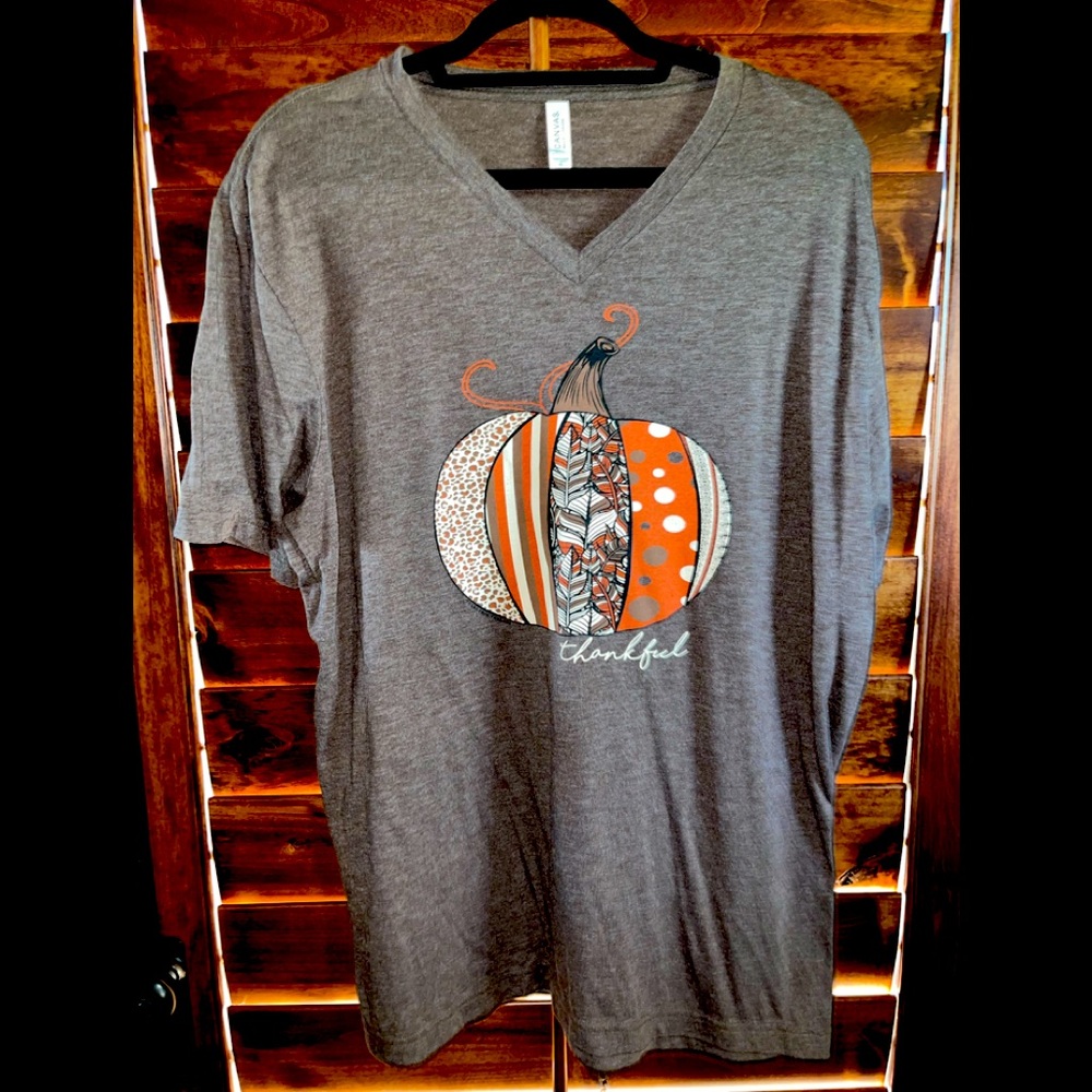 Bella Canvas thankful pumpkin tee shirt XL EUC super cute fall shirt